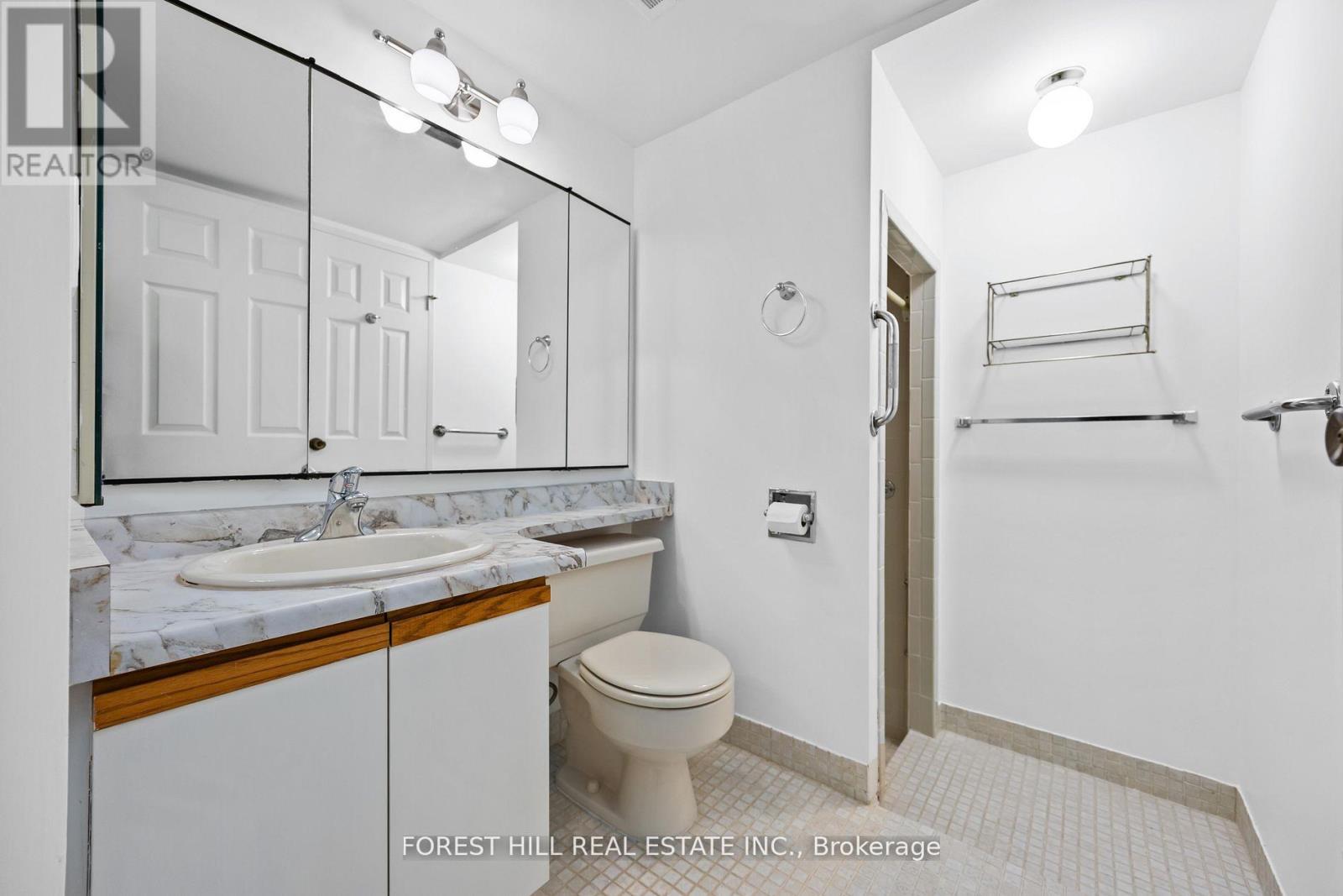 1004 - 2350 Bridletowne Circle, Toronto, Ontario  M1W 3E6 - Photo 13 - E12829620