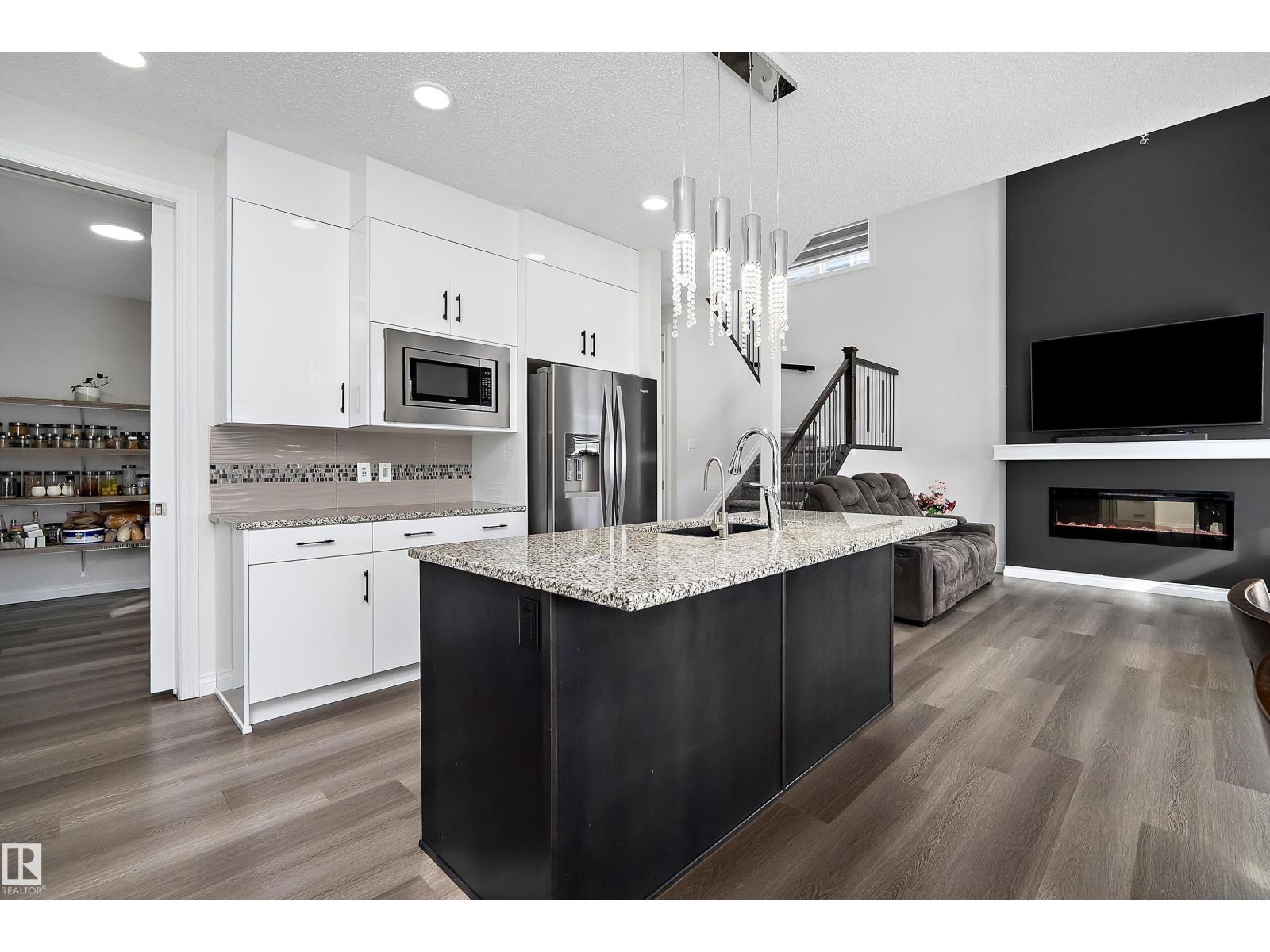 5211 23a Av Sw, Edmonton, Alberta  T6X 2X3 - Photo 12 - E4475197