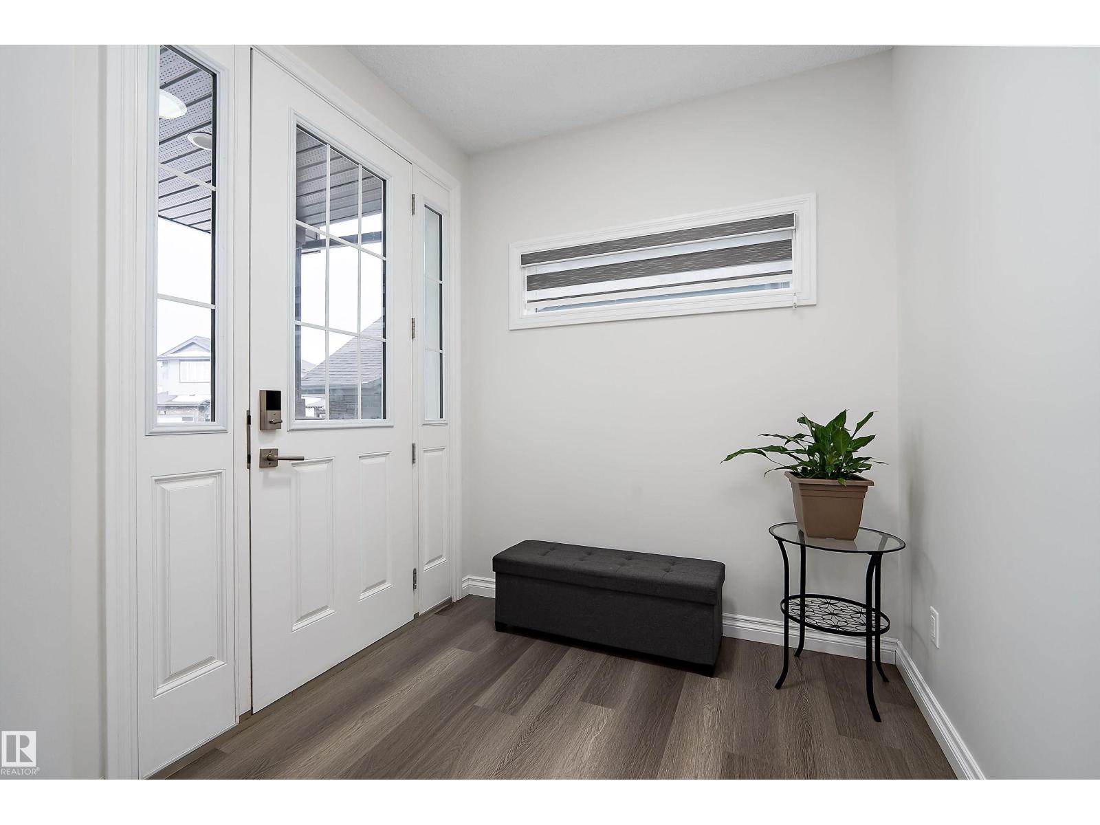 5211 23a Av Sw, Edmonton, Alberta  T6X 2X3 - Photo 2 - E4475197