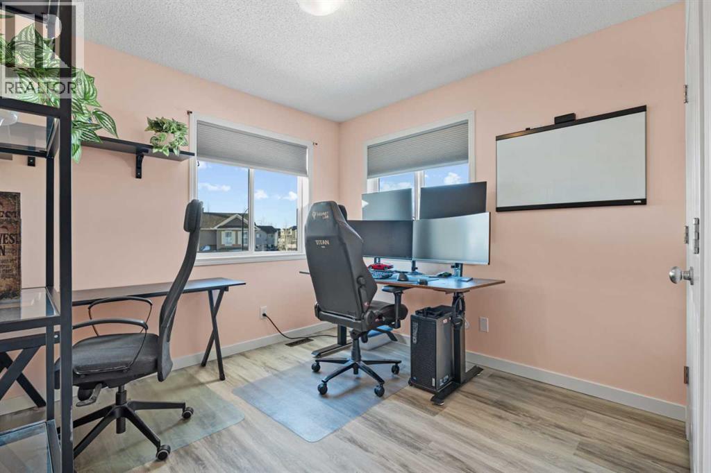 40 Drake Landing Way, Okotoks, Alberta  T1S 0C3 - Photo 31 - A2289086