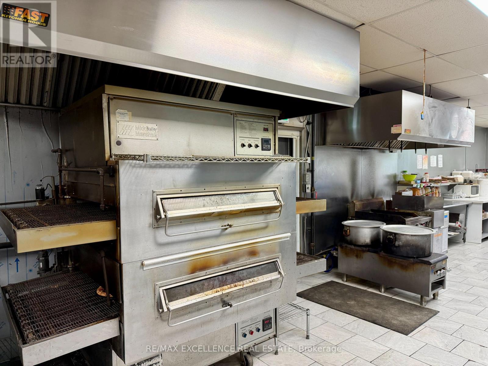 1960 Main Street W, Hamilton, Ontario  L8S 4N5 - Photo 9 - X12829648