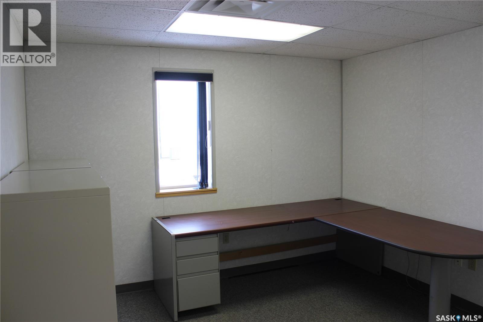 110 King Street, Estevan, Saskatchewan  S4A 2T5 - Photo 10 - SK029329