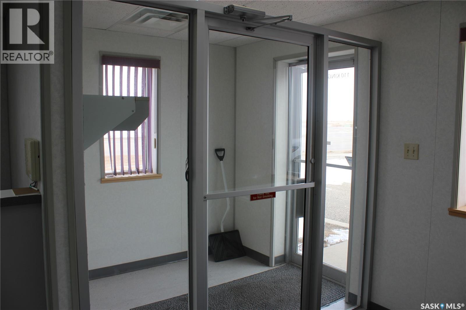 110 King Street, Estevan, Saskatchewan  S4A 2T5 - Photo 2 - SK029329