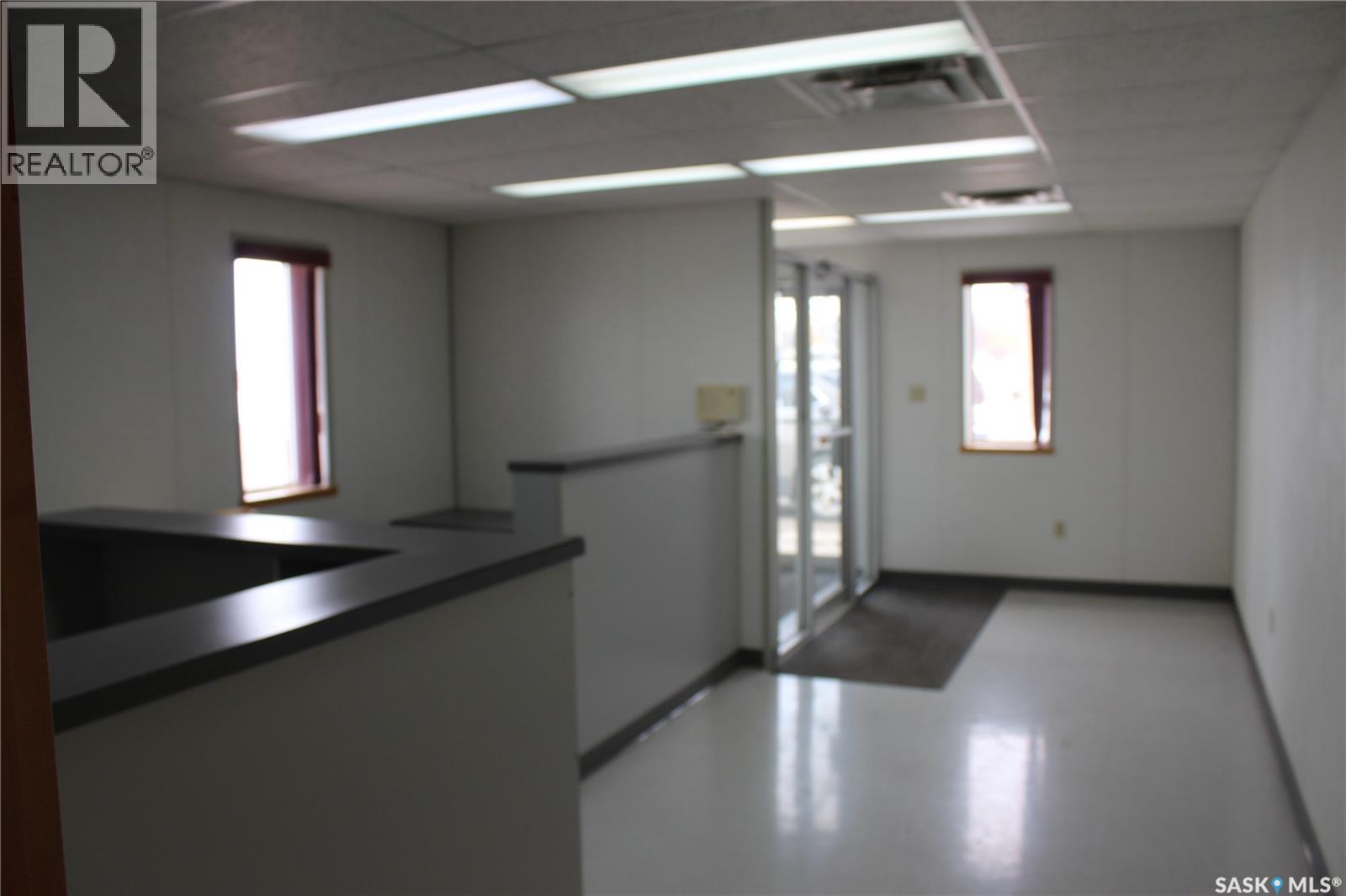 110 King Street, Estevan, Saskatchewan  S4A 2T5 - Photo 3 - SK029329