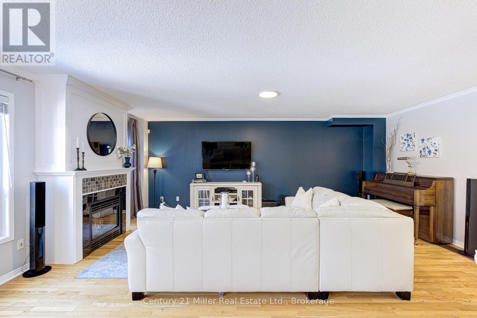 2142 Meadowglen Drive, Oakville (Wm Westmount), Ontario  L6M 4C8 - Photo 12 - W12829702