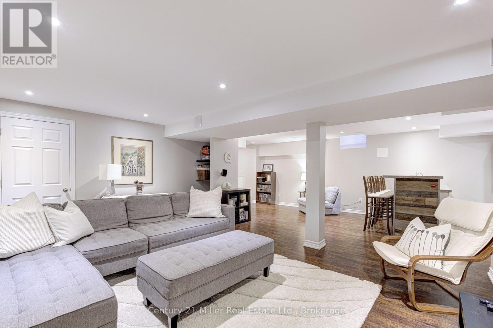 2142 Meadowglen Drive, Oakville (Wm Westmount), Ontario  L6M 4C8 - Photo 36 - W12829702