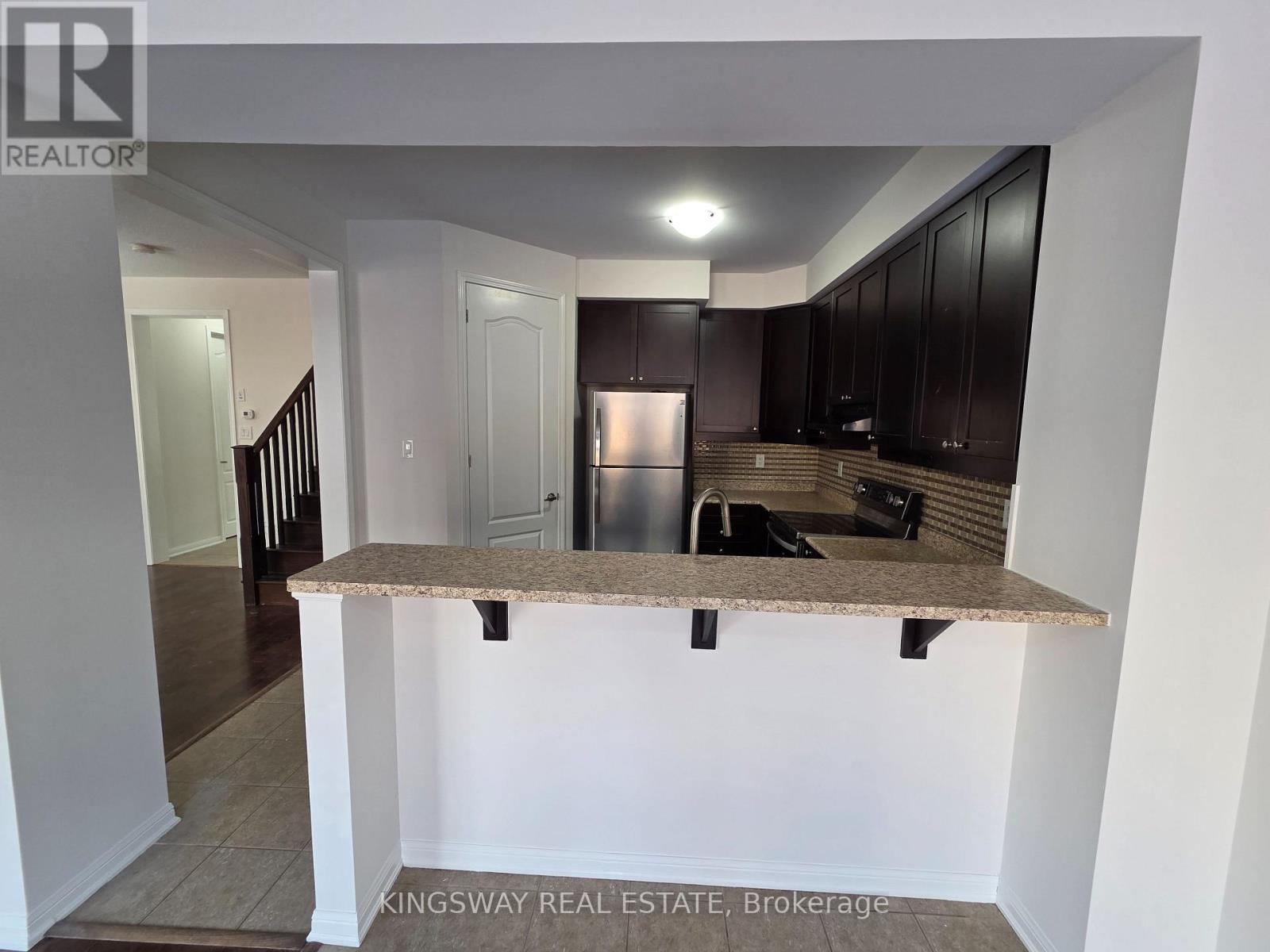 469 Tyrone Crescent, Milton, Ontario  L9T 8J8 - Photo 11 - W12794964