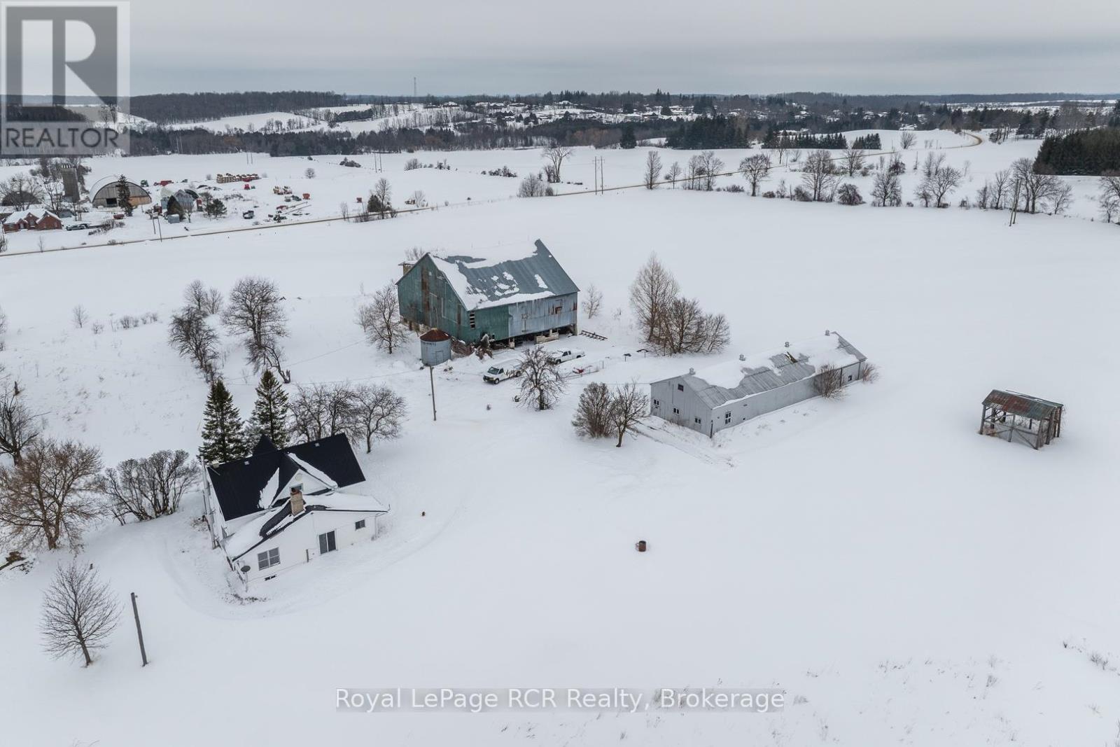 141510 Normanby 9 Road, West Grey, Ontario  N0G 1C0 - Photo 10 - X12829666