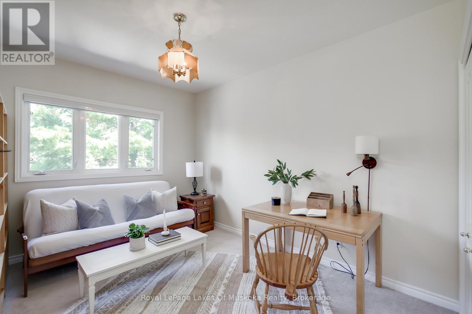 401 - 31 Dairy Lane, Huntsville, Ontario  P1H 1L7 - Photo 17 - X12829668