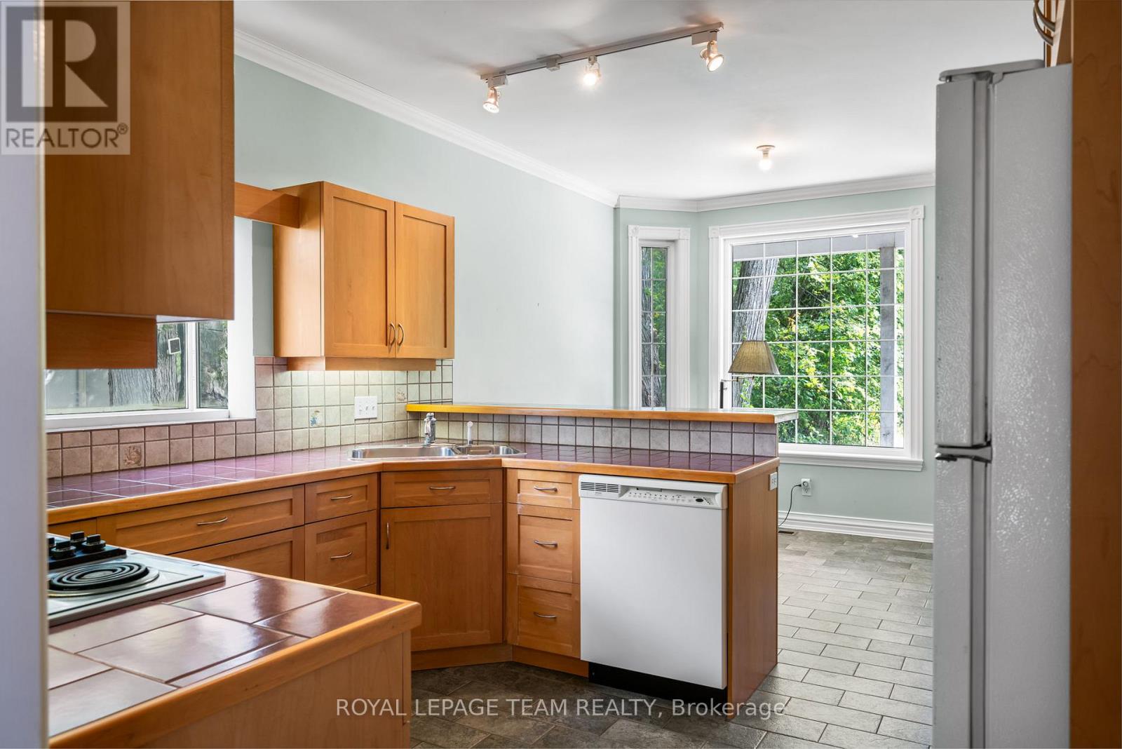 4310 Armitage Avenue, Ottawa, Ontario  K0A 1T0 - Photo 14 - X12829686