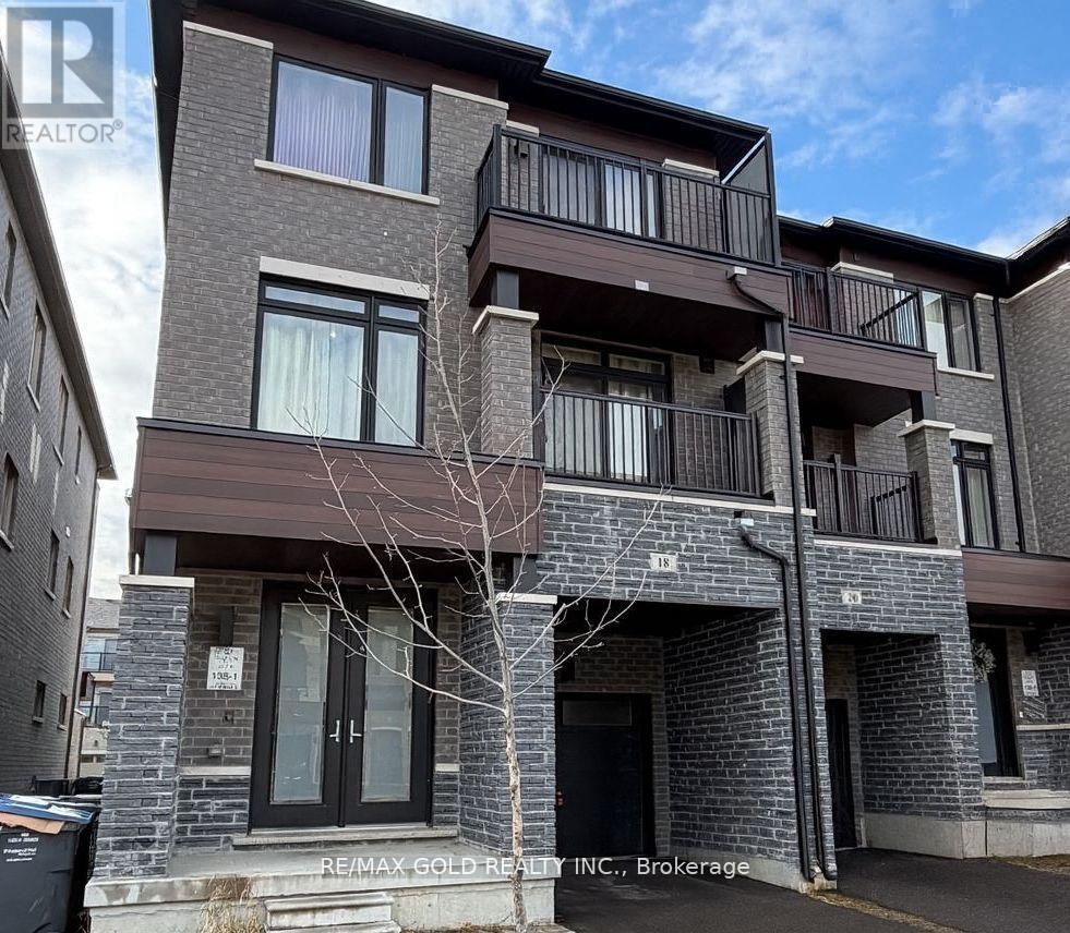 18 HAYDROP ROAD, Brampton, Ontario