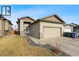 432 Firelight Point W, Lethbridge, Alberta