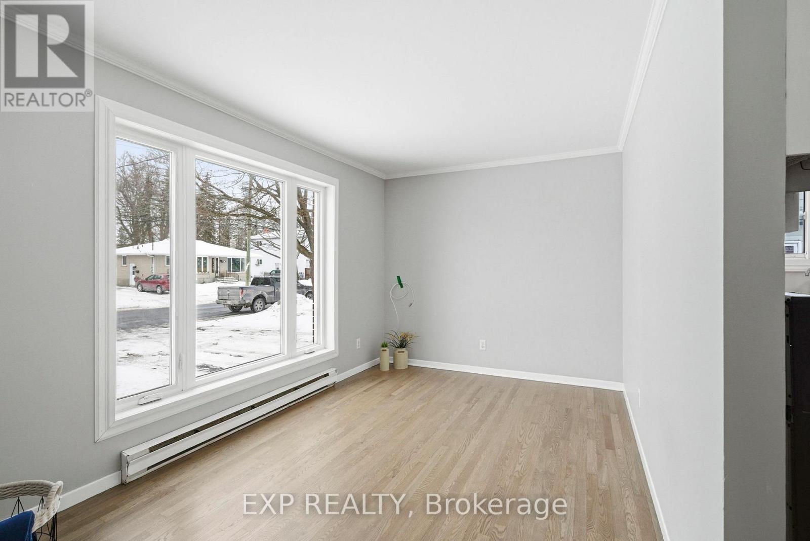 1111 Ontario Street, Cornwall, Ontario  K6H 4C9 - Photo 9 - X12829710