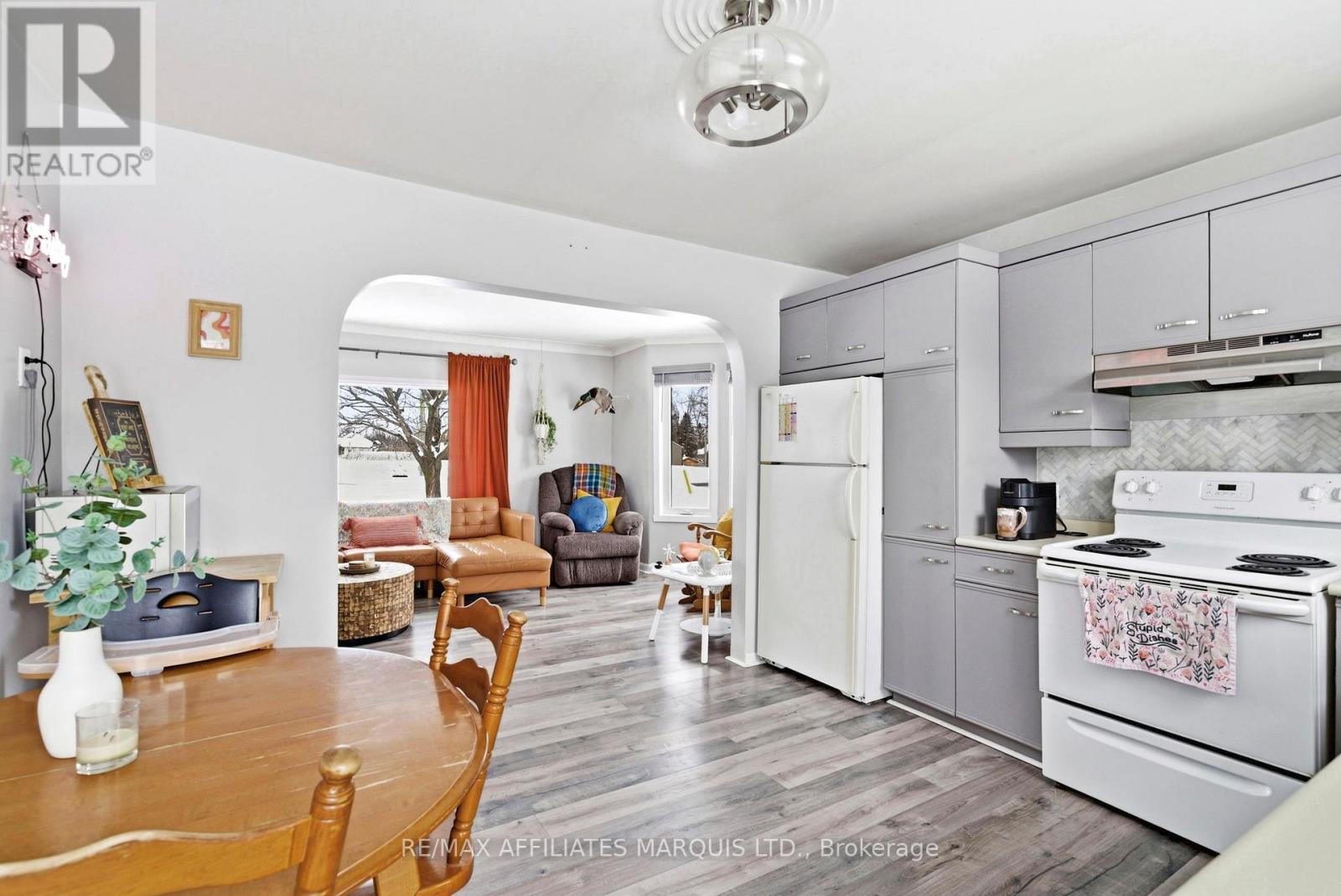 17224 County Rd 18 Road, South Stormont, Ontario  K0C 1P0 - Photo 7 - X12829712