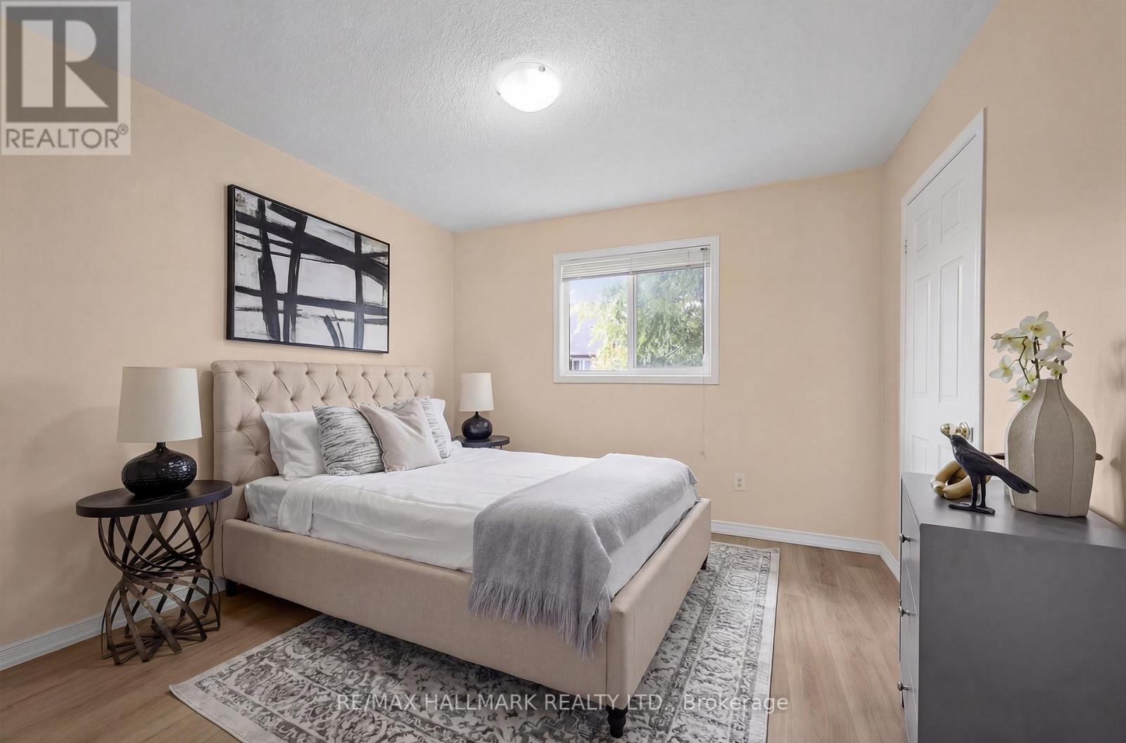 10 Ferris Street, Richmond Hill, Ontario  L4B 4K6 - Photo 14 - N12829680