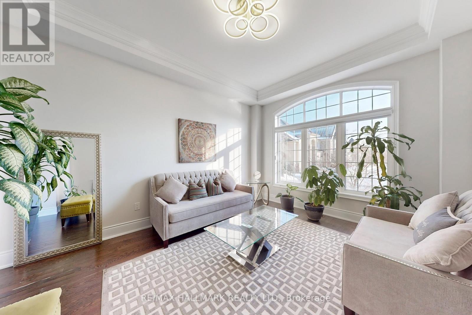 64 Chesney Crescent, Vaughan, Ontario  L4H 4A5 - Photo 4 - N12829700