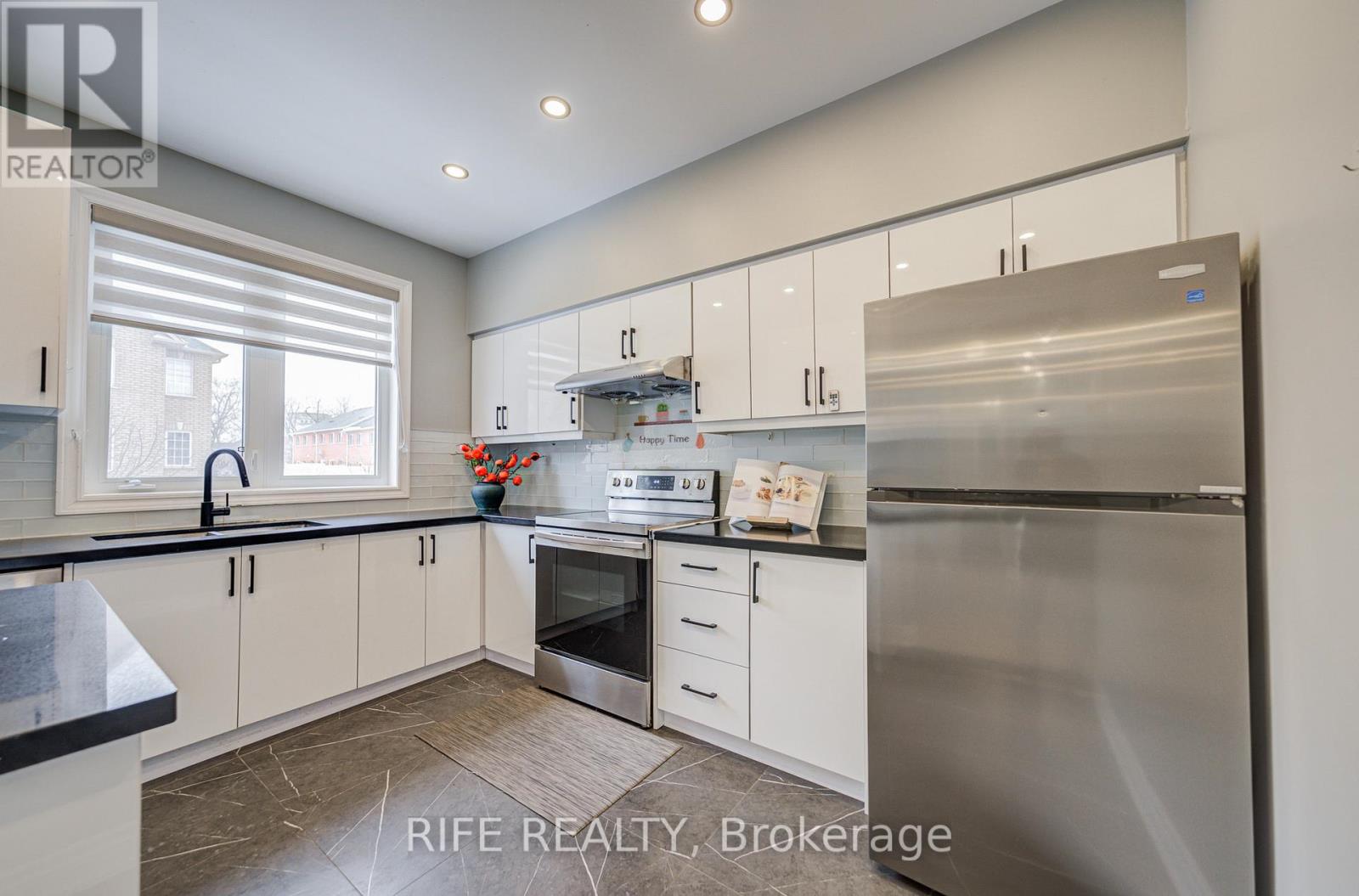 52 Leitchcroft Crescent, Markham, Ontario L3T 7W1 - Photo 16 - N12829724