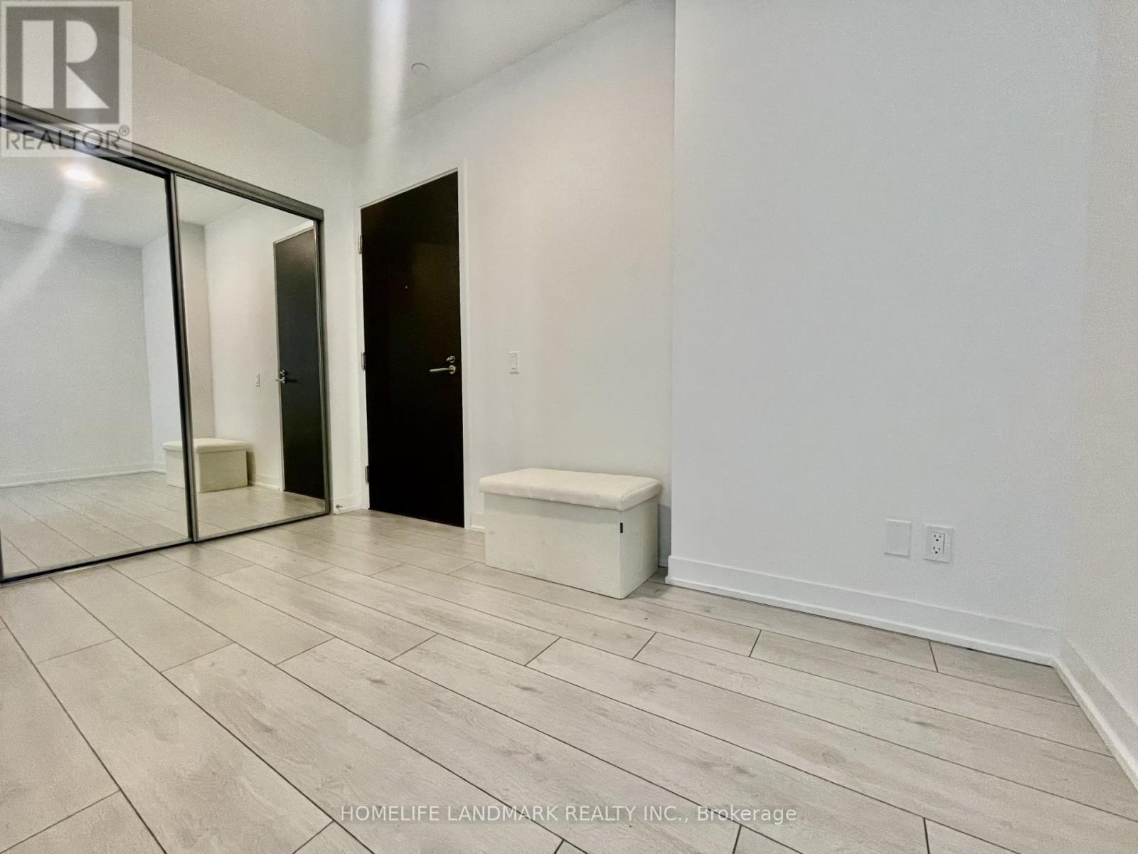 1008 - 39 Mary Street, Barrie (City Centre), Ontario  L4N 1S9 - Photo 4 - S12829716