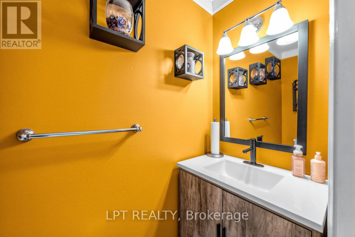 6 Nutmeg Street, Brampton, Ontario  L6S 4A8 - Photo 19 - W12829664