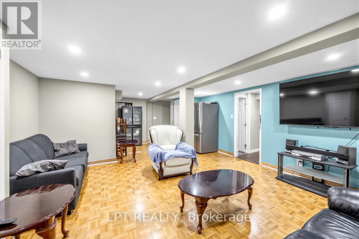 6 Nutmeg Street, Brampton, Ontario  L6S 4A8 - Photo 31 - W12829664