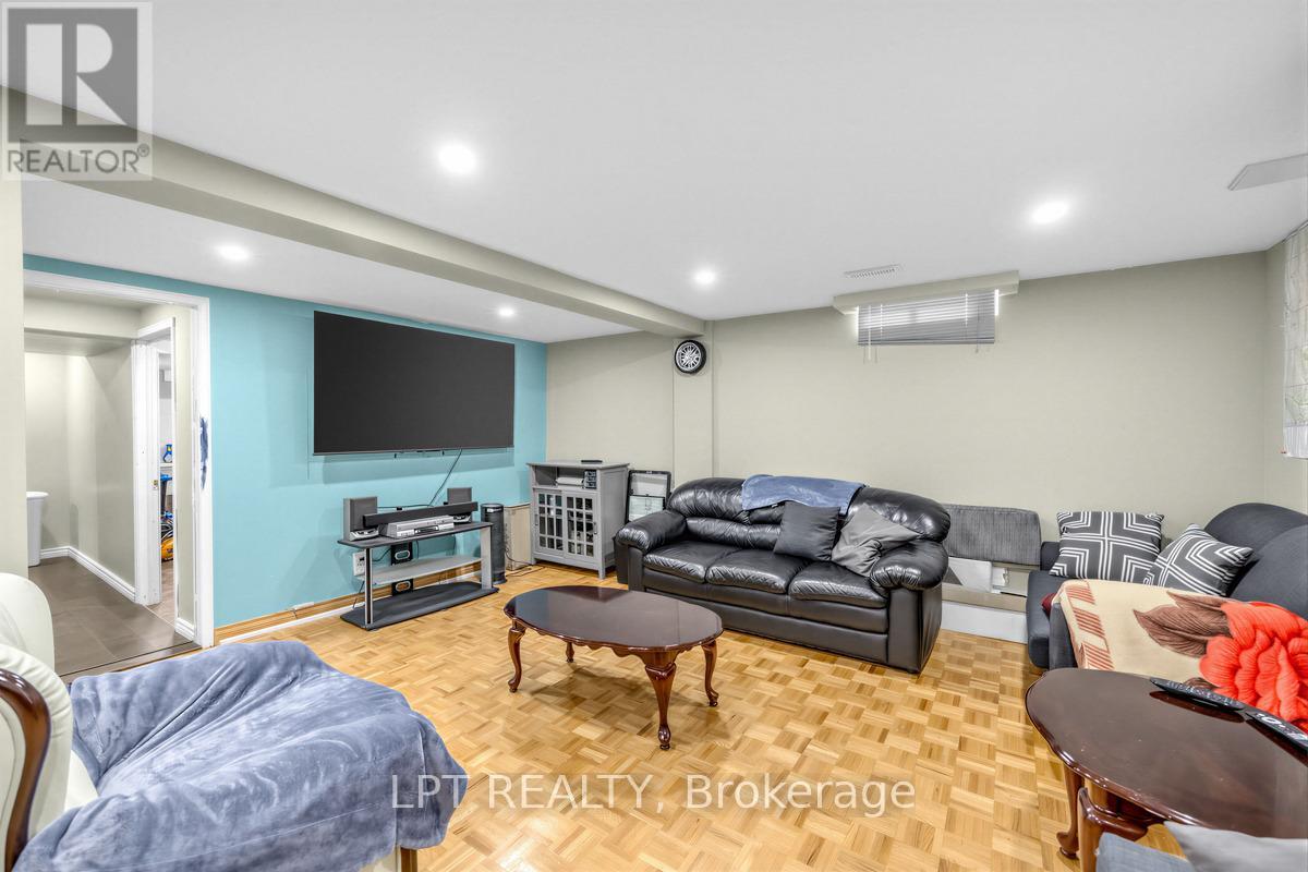 6 Nutmeg Street, Brampton, Ontario  L6S 4A8 - Photo 32 - W12829664