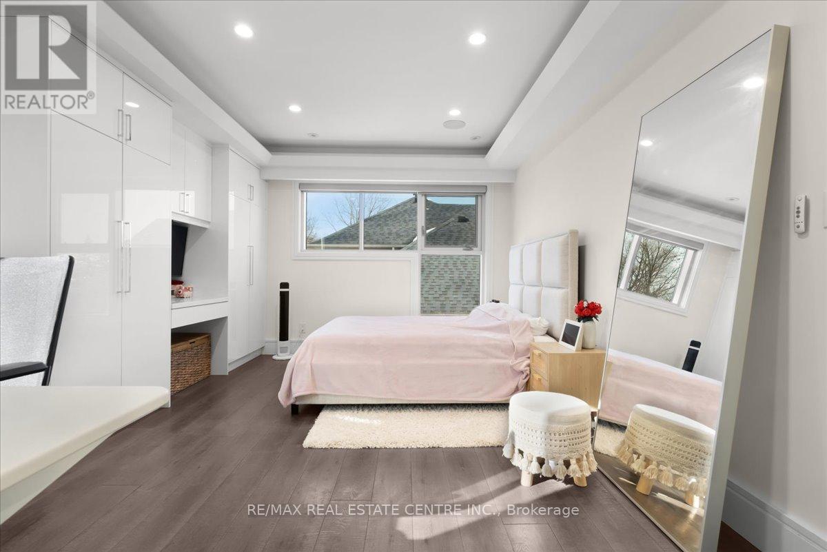 64 Aviemore Drive, Toronto, Ontario  M9L 2L7 - Photo 34 - W12829678