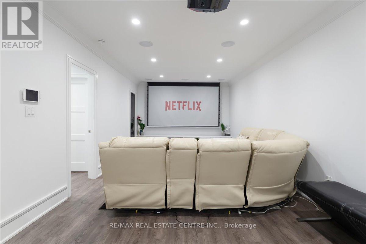 64 Aviemore Drive, Toronto, Ontario  M9L 2L7 - Photo 39 - W12829678