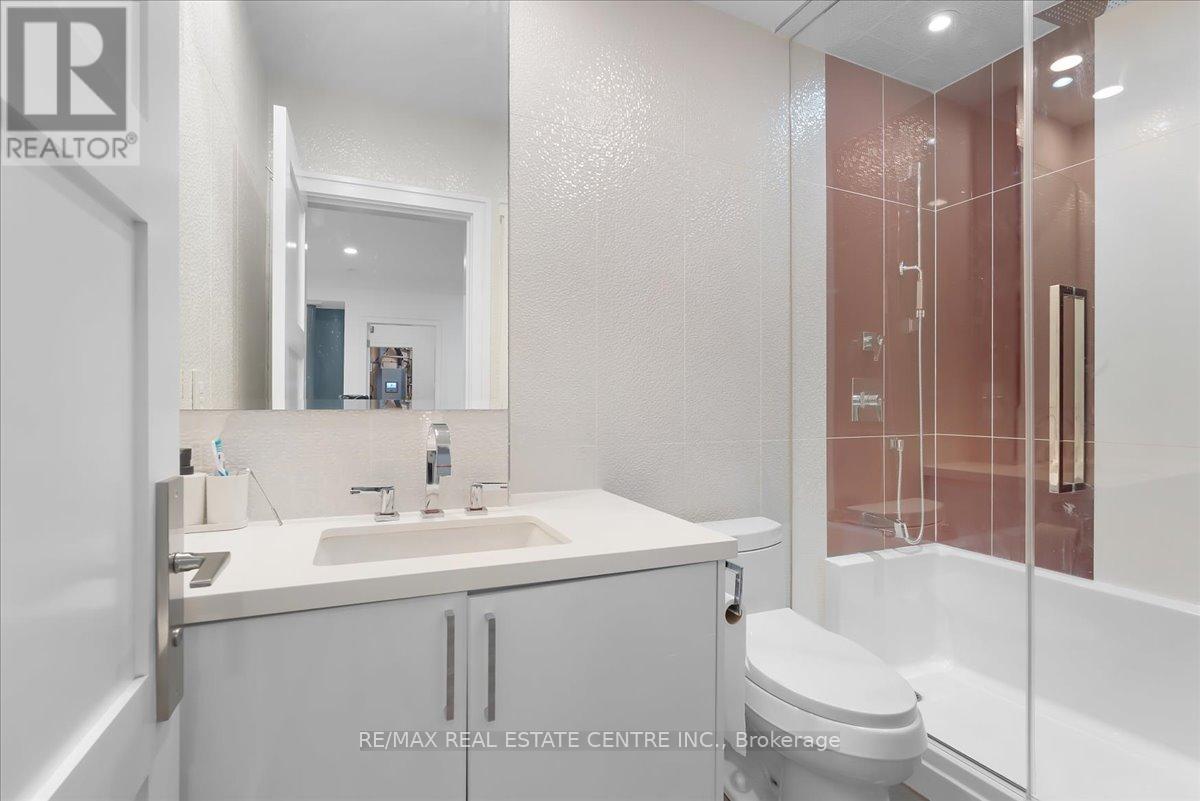 64 Aviemore Drive, Toronto, Ontario  M9L 2L7 - Photo 42 - W12829678