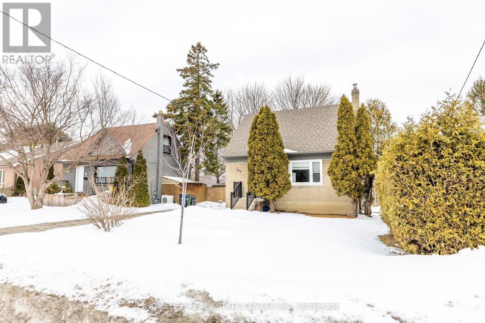 172 Calvington Drive, Toronto, Ontario  M3M 2M9 - Photo 2 - W12829718