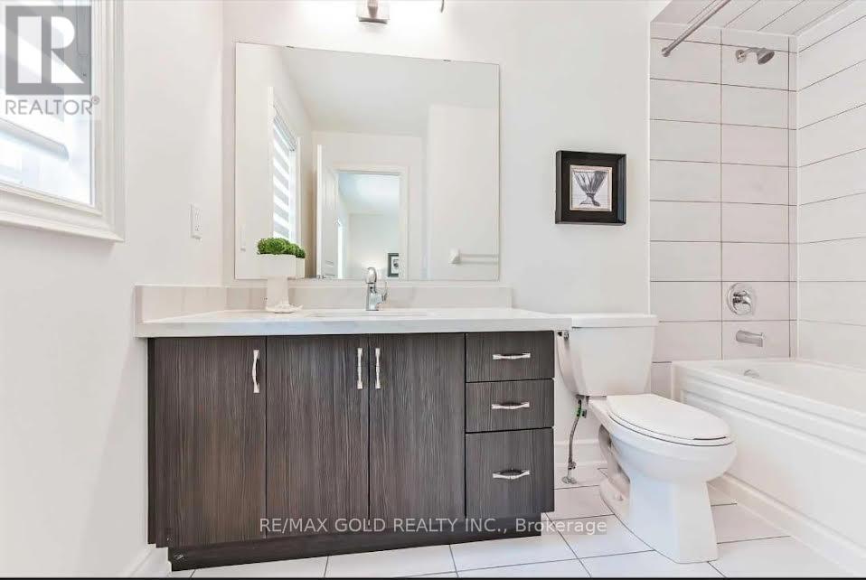 298 Etheridge Avenue, Milton, Ontario  L9E 1H7 - Photo 28 - W12814514