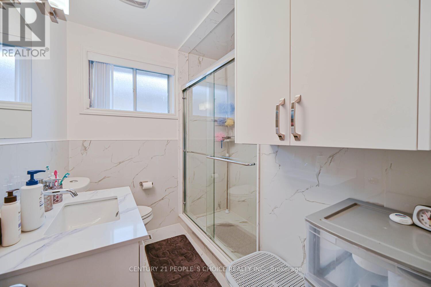 196 Taysham Crescent, Toronto, Ontario  M9V 1X7 - Photo 30 - W12825226