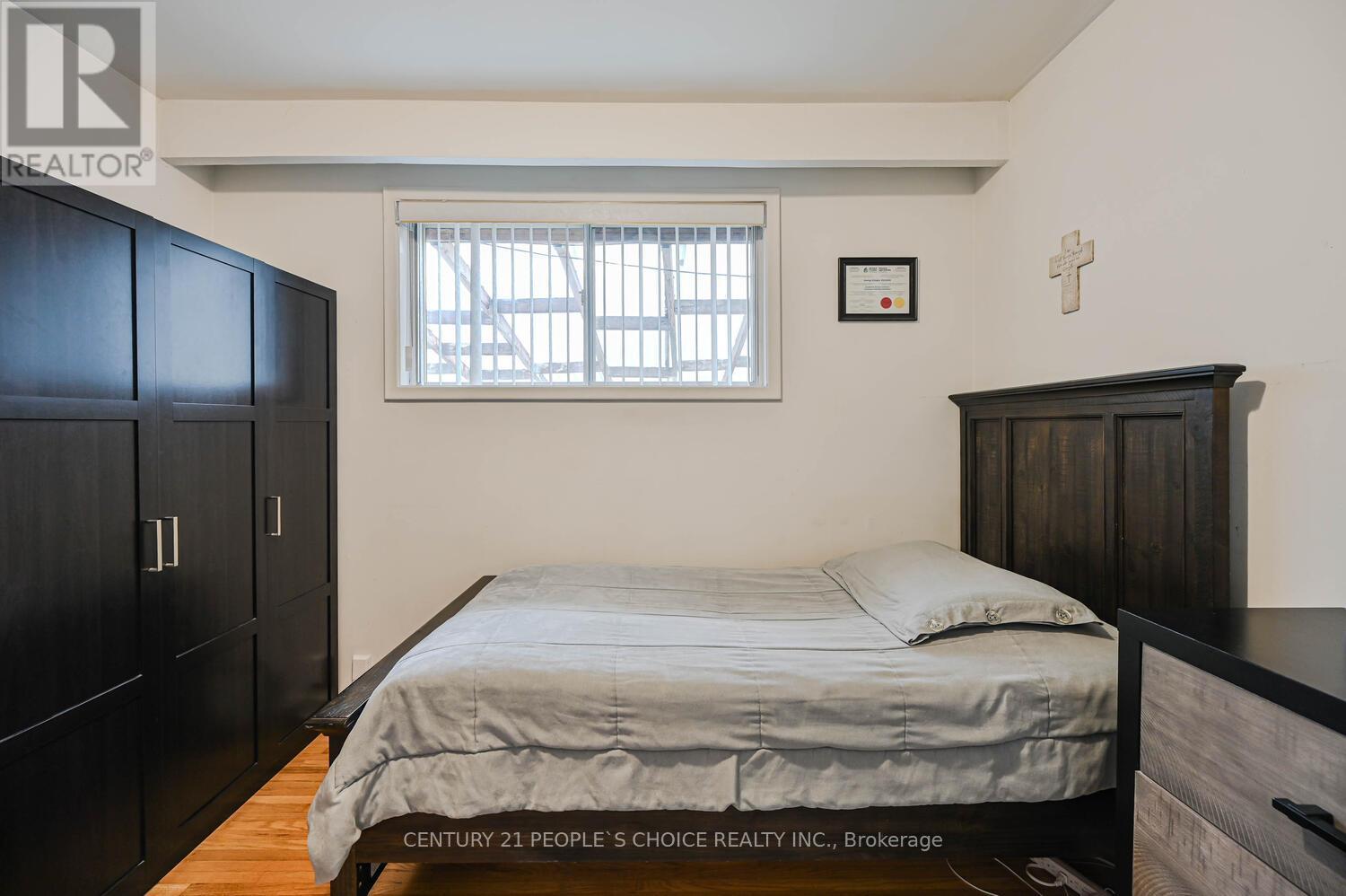 196 Taysham Crescent, Toronto, Ontario  M9V 1X7 - Photo 28 - W12825226