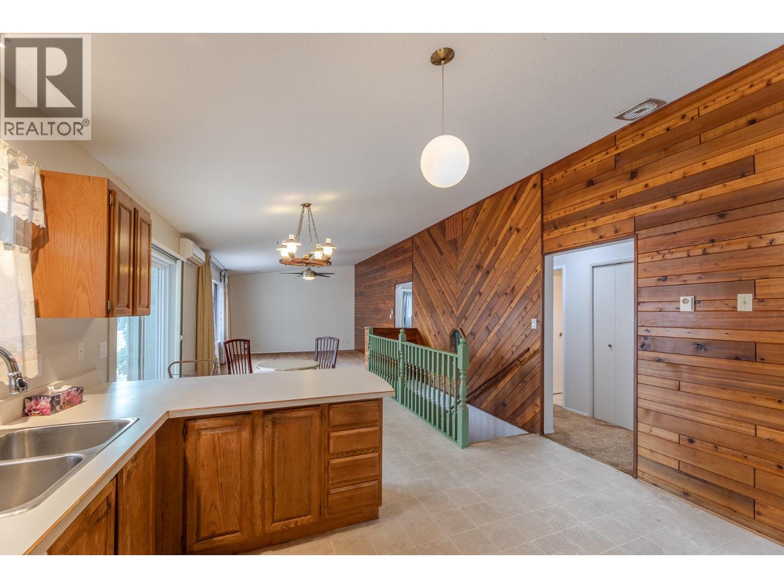 4465 Mallory Crescent, Okanagan Falls, British Columbia  V0H 1R1 - Photo 7 - 10376697