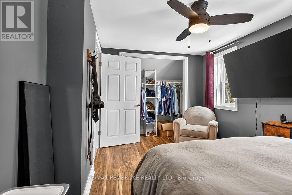 241 Forced Road, Pembroke, Ontario  K8A 5J3 - Photo 16 - X12829746