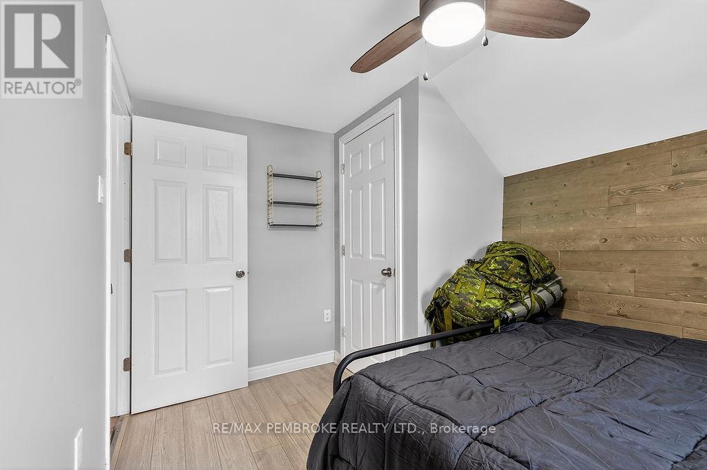 241 Forced Road, Pembroke, Ontario  K8A 5J3 - Photo 21 - X12829746