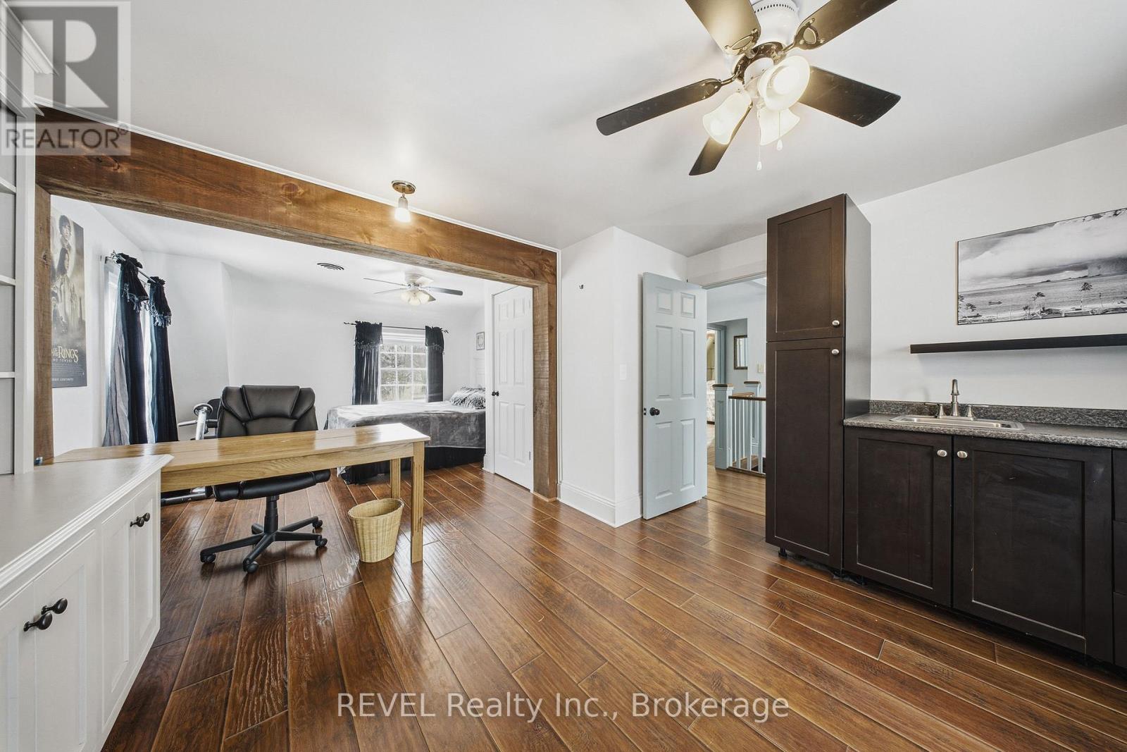 14382 Niagara Parkway, Niagara-On-The-Lake, Ontario  L0S 1J0 - Photo 30 - X12829744