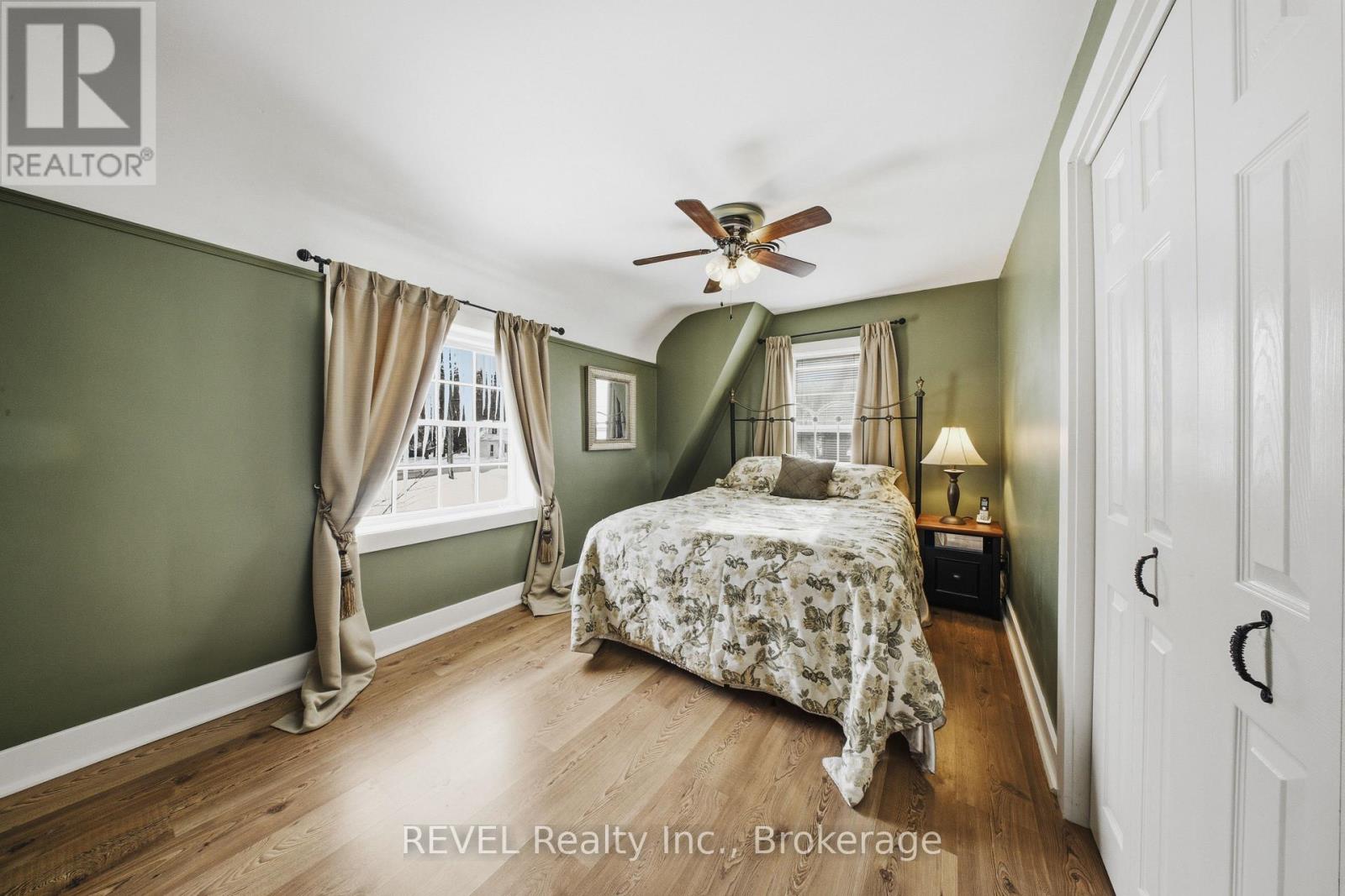 14382 Niagara Parkway, Niagara-On-The-Lake, Ontario  L0S 1J0 - Photo 33 - X12829744