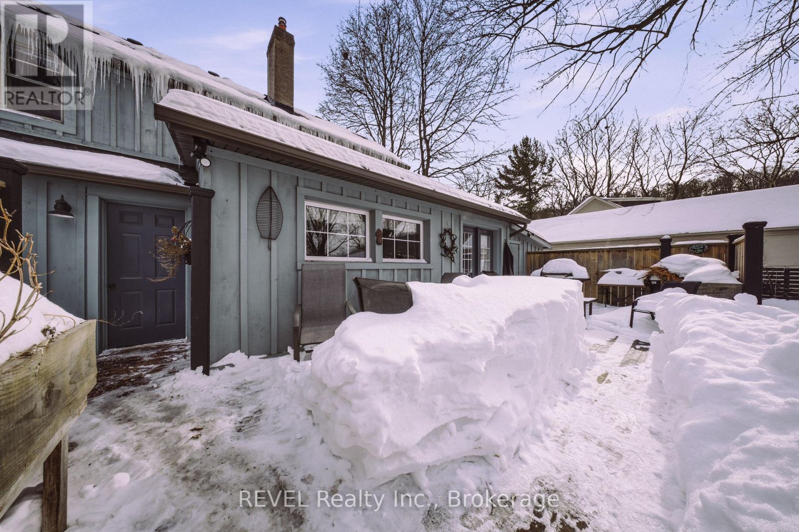 14382 Niagara Parkway, Niagara-On-The-Lake, Ontario  L0S 1J0 - Photo 37 - X12829744