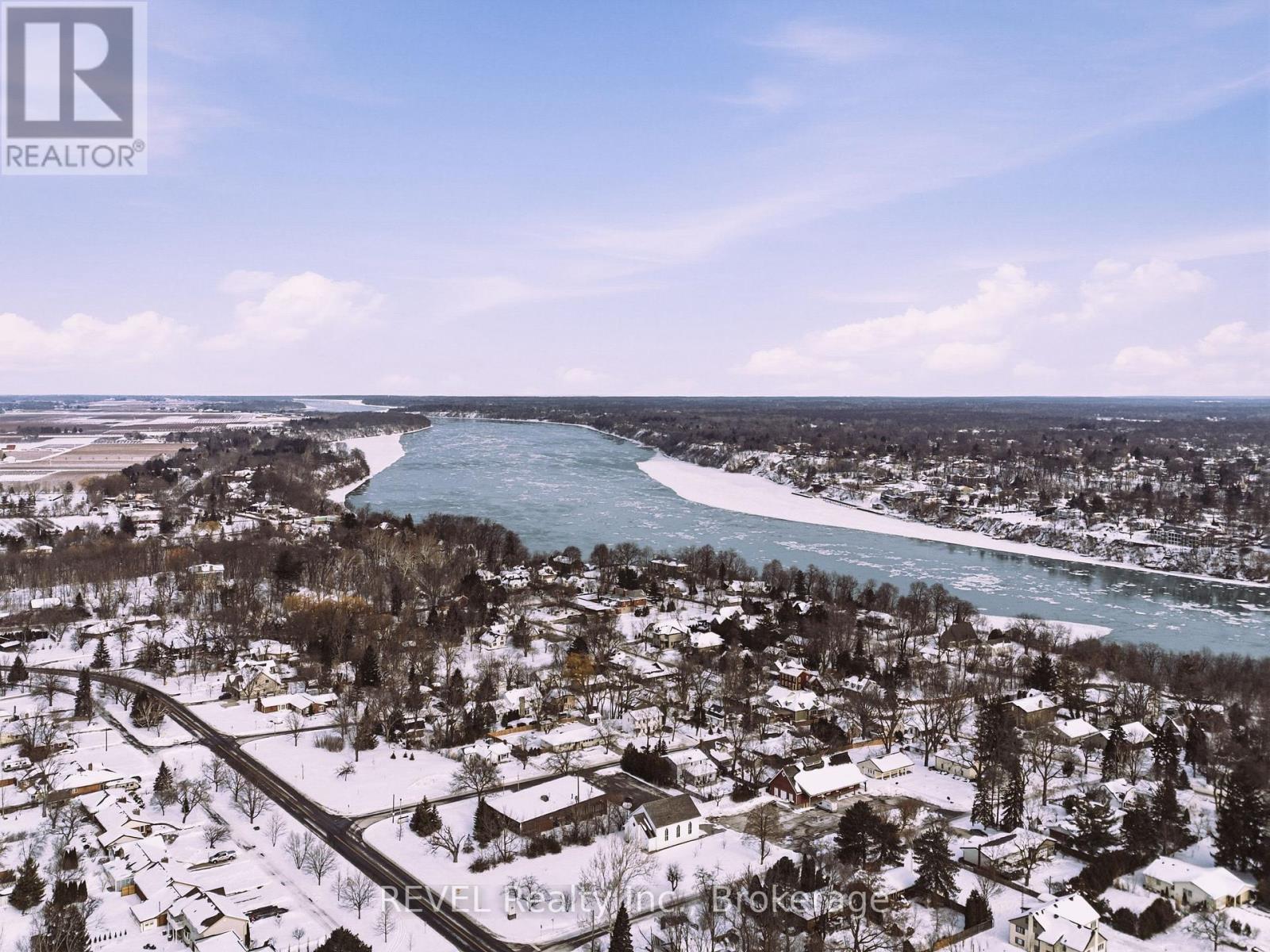 14382 Niagara Parkway, Niagara-On-The-Lake, Ontario  L0S 1J0 - Photo 47 - X12829744