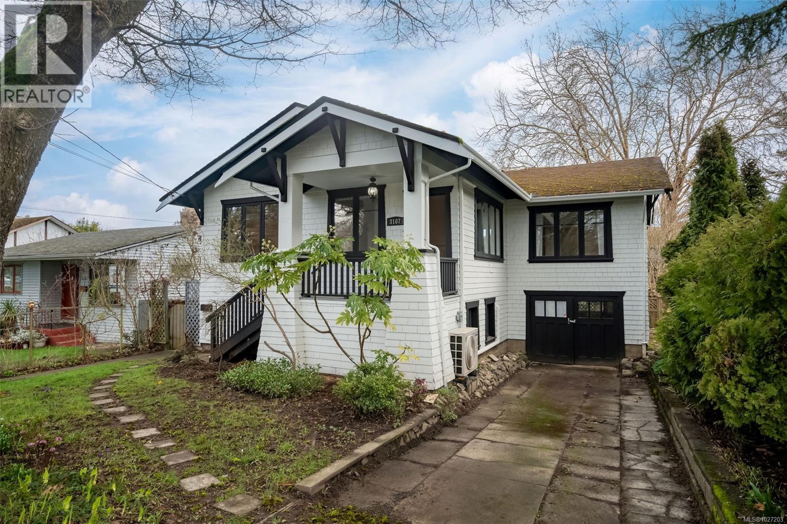 3107 Balfour Ave, Victoria, British Columbia