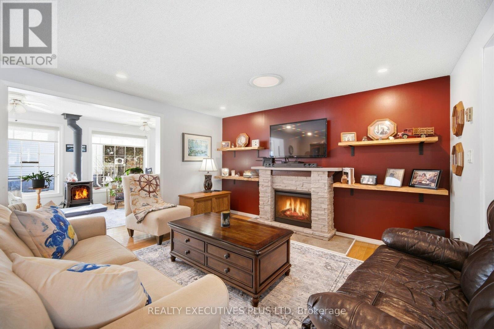 5 Tecumseth Pines Drive, New Tecumseth, Ontario  L0G 1W0 - Photo 13 - N12829740