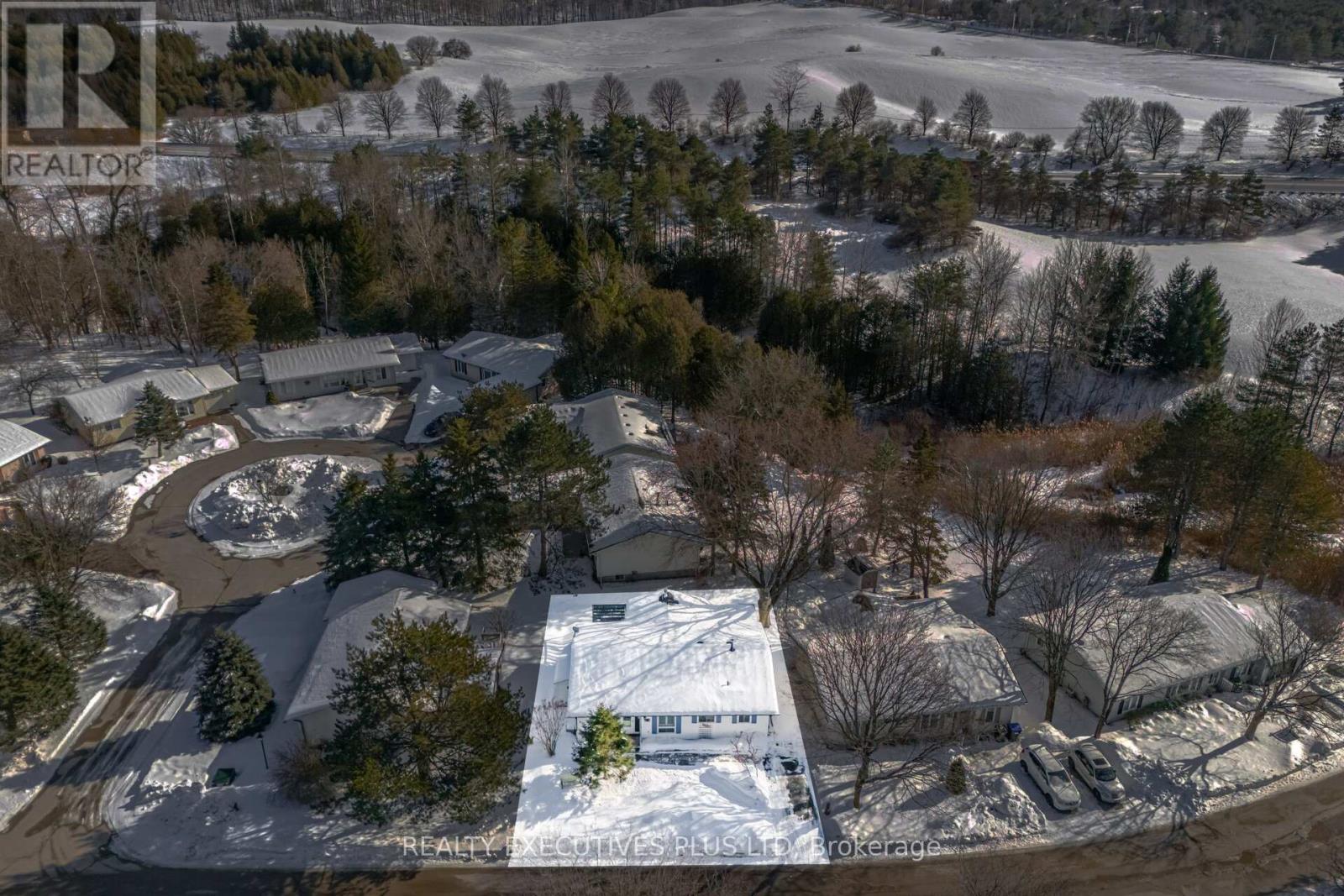 5 Tecumseth Pines Drive, New Tecumseth, Ontario  L0G 1W0 - Photo 3 - N12829740