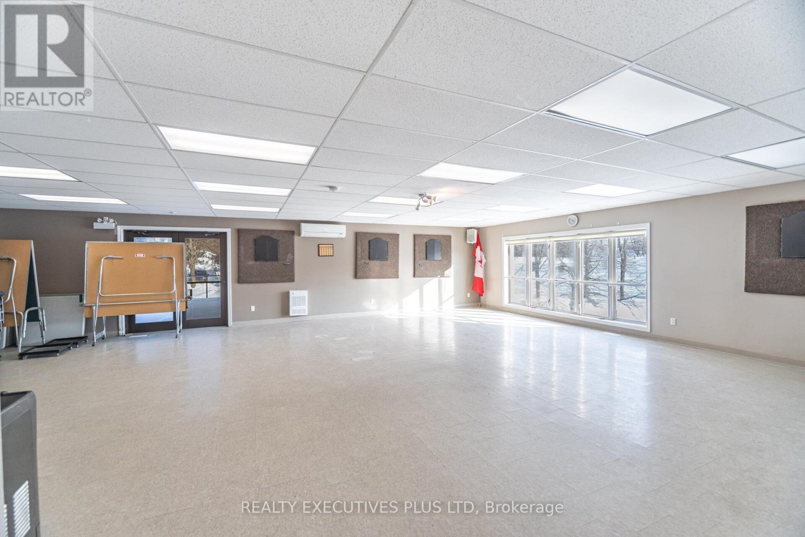 5 Tecumseth Pines Drive, New Tecumseth, Ontario  L0G 1W0 - Photo 36 - N12829740