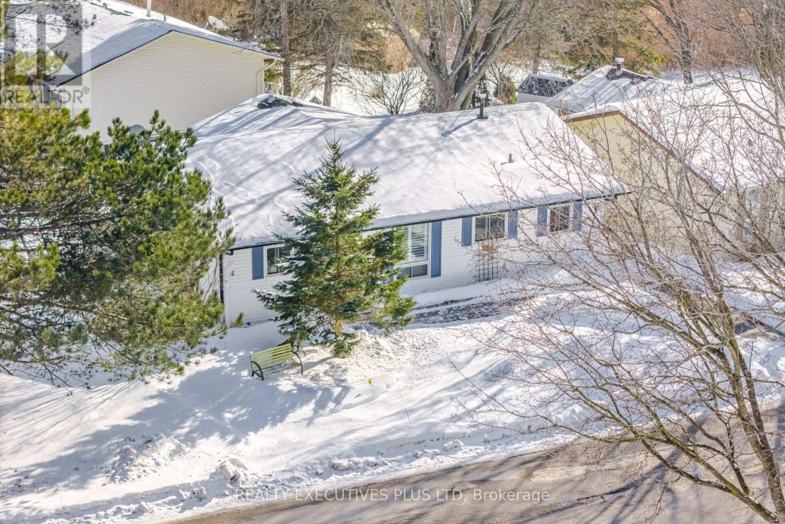 5 Tecumseth Pines Drive, New Tecumseth, Ontario  L0G 1W0 - Photo 4 - N12829740