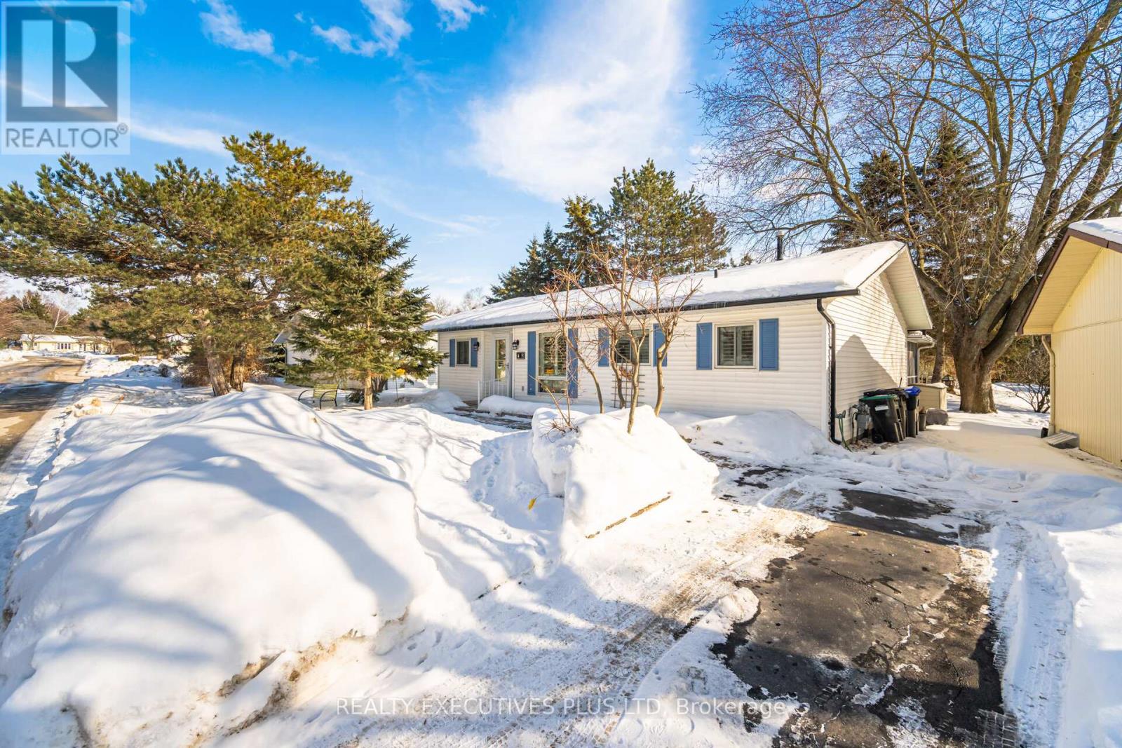 5 Tecumseth Pines Drive, New Tecumseth, Ontario  L0G 1W0 - Photo 5 - N12829740