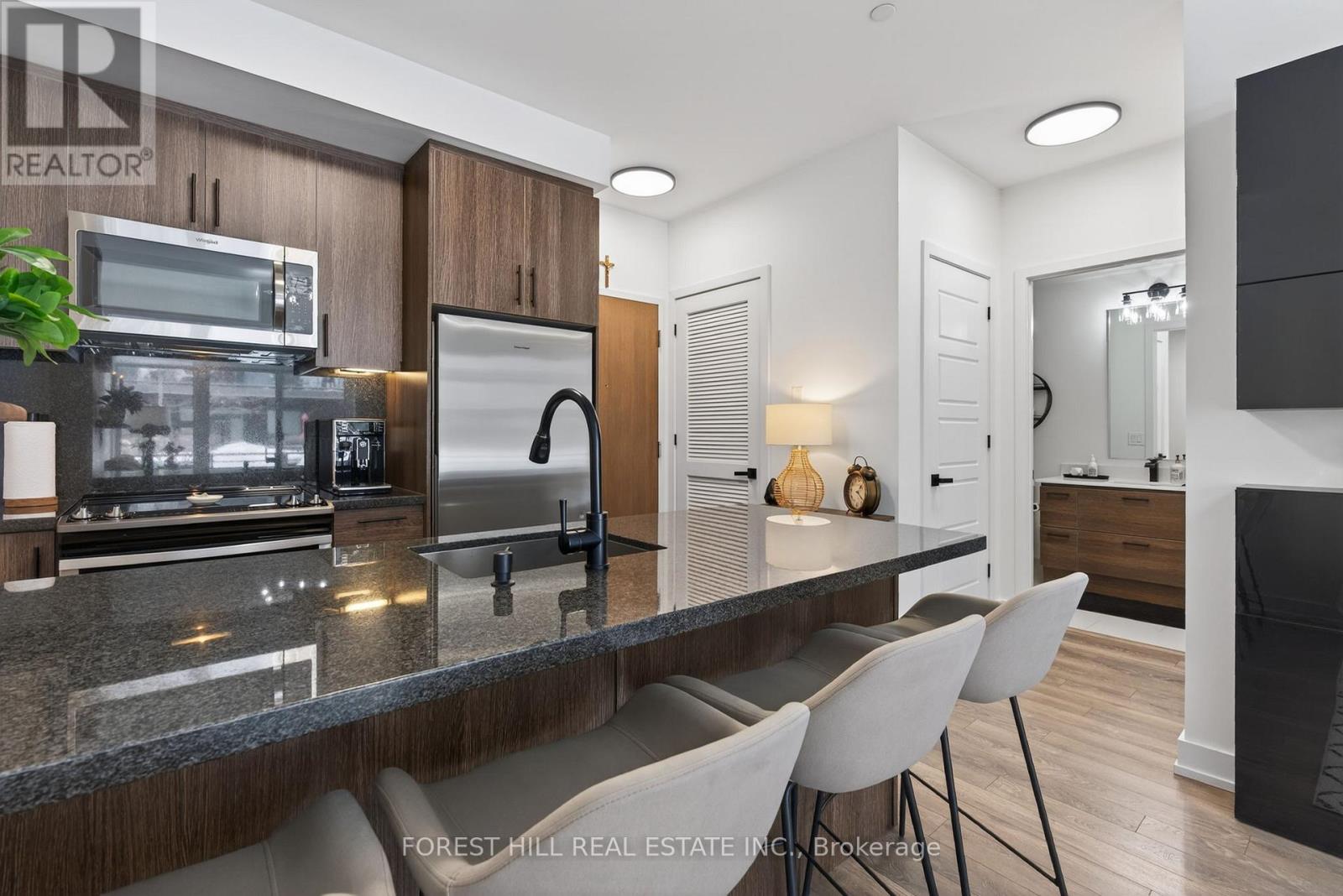 C113 - 301 Sea Ray Avenue, Innisfil, Ontario  L9S 2P7 - Photo 11 - N12829760