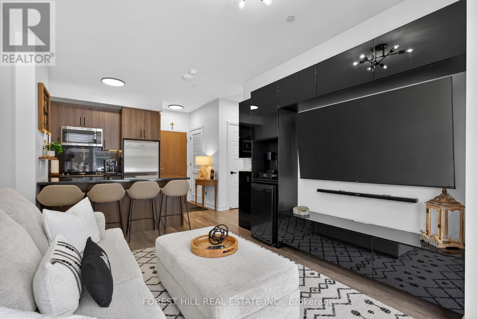 C113 - 301 Sea Ray Avenue, Innisfil, Ontario  L9S 2P7 - Photo 8 - N12829760