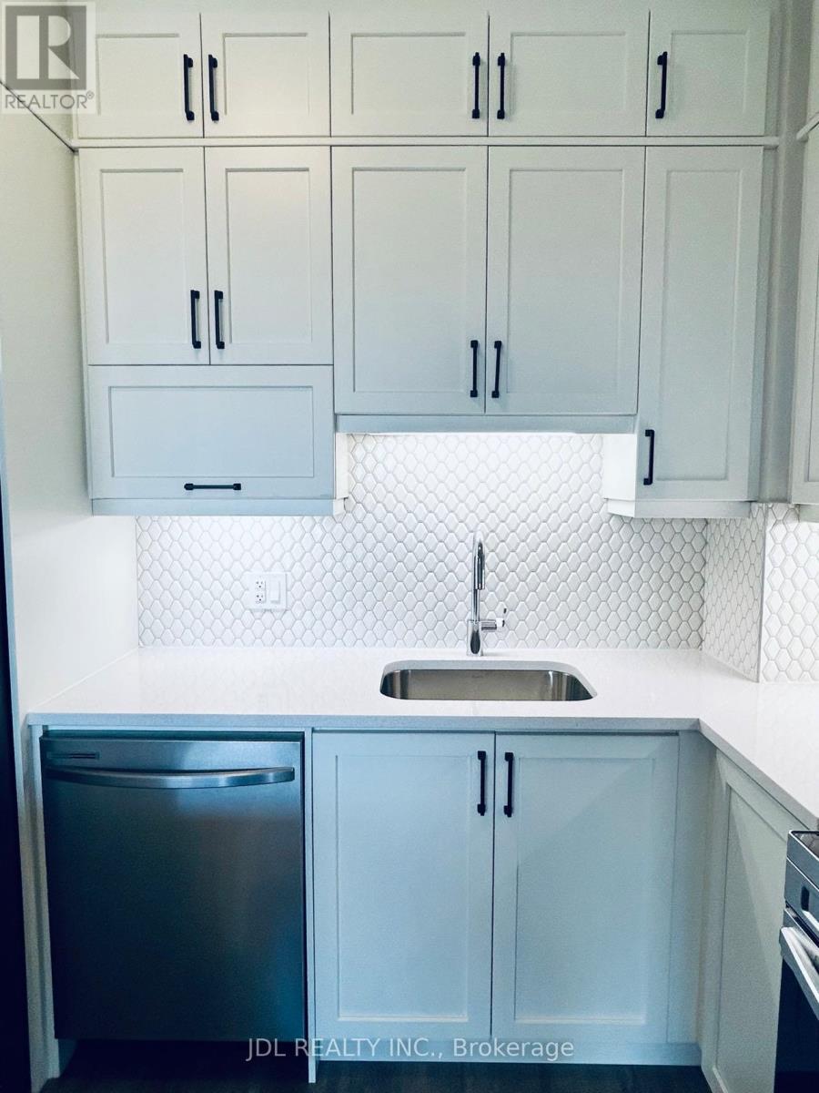 323 - 3265 Carding Mill Trail, Oakville (Go Glenorchy), Ontario  L6M 0W6 - Photo 6 - W12829752