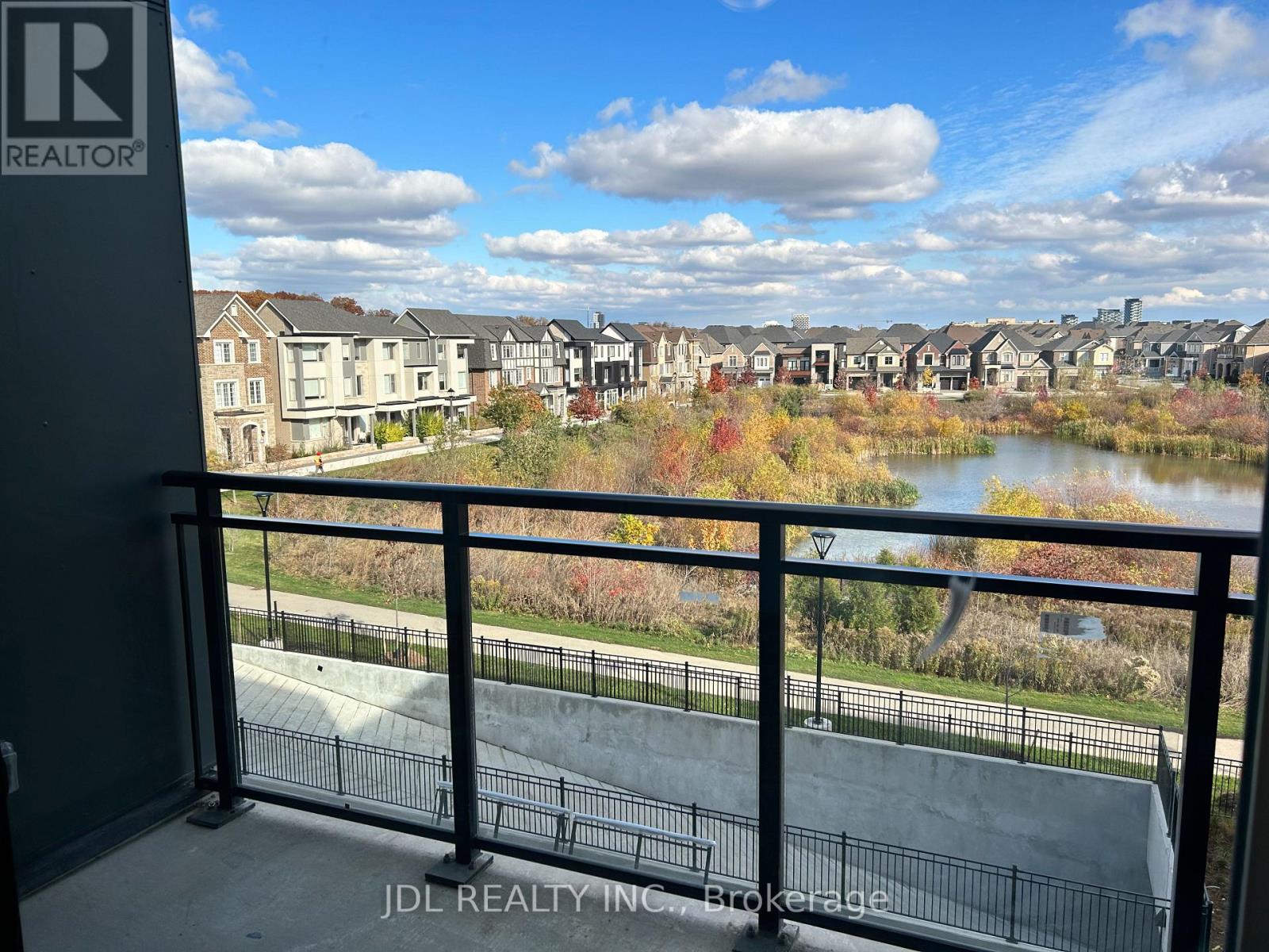 323 - 3265 Carding Mill Trail, Oakville (Go Glenorchy), Ontario  L6M 0W6 - Photo 8 - W12829752