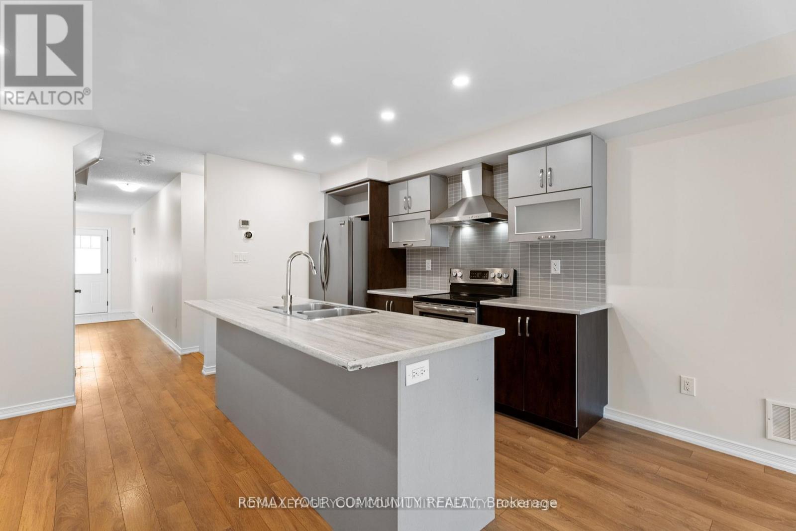 60 Golden Springs Drive, Brampton (Northwest Brampton), Ontario  L7A 4N6 - Photo 10 - W12829754